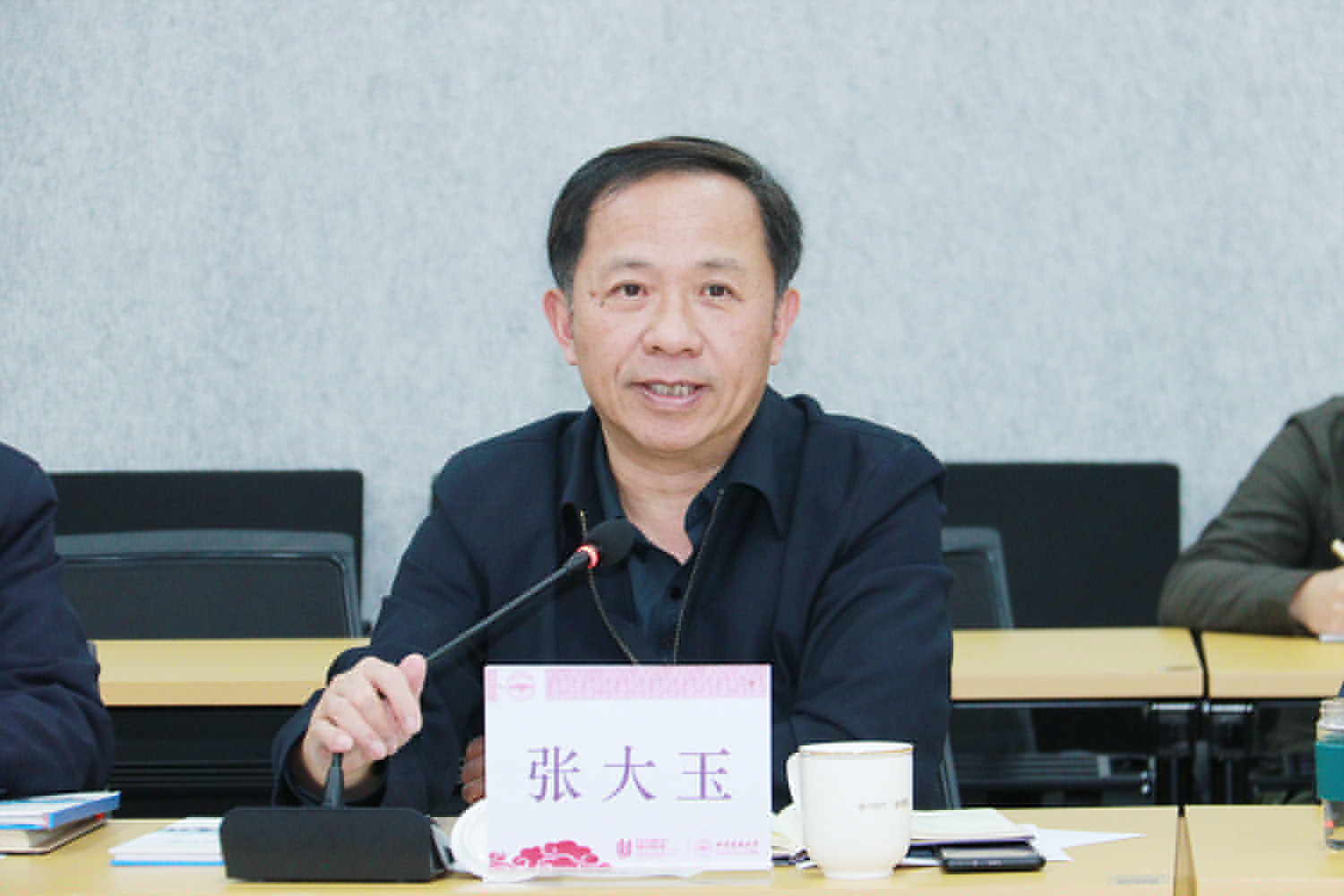 cce22817563a46a98838ec91b304ebfe.jpg